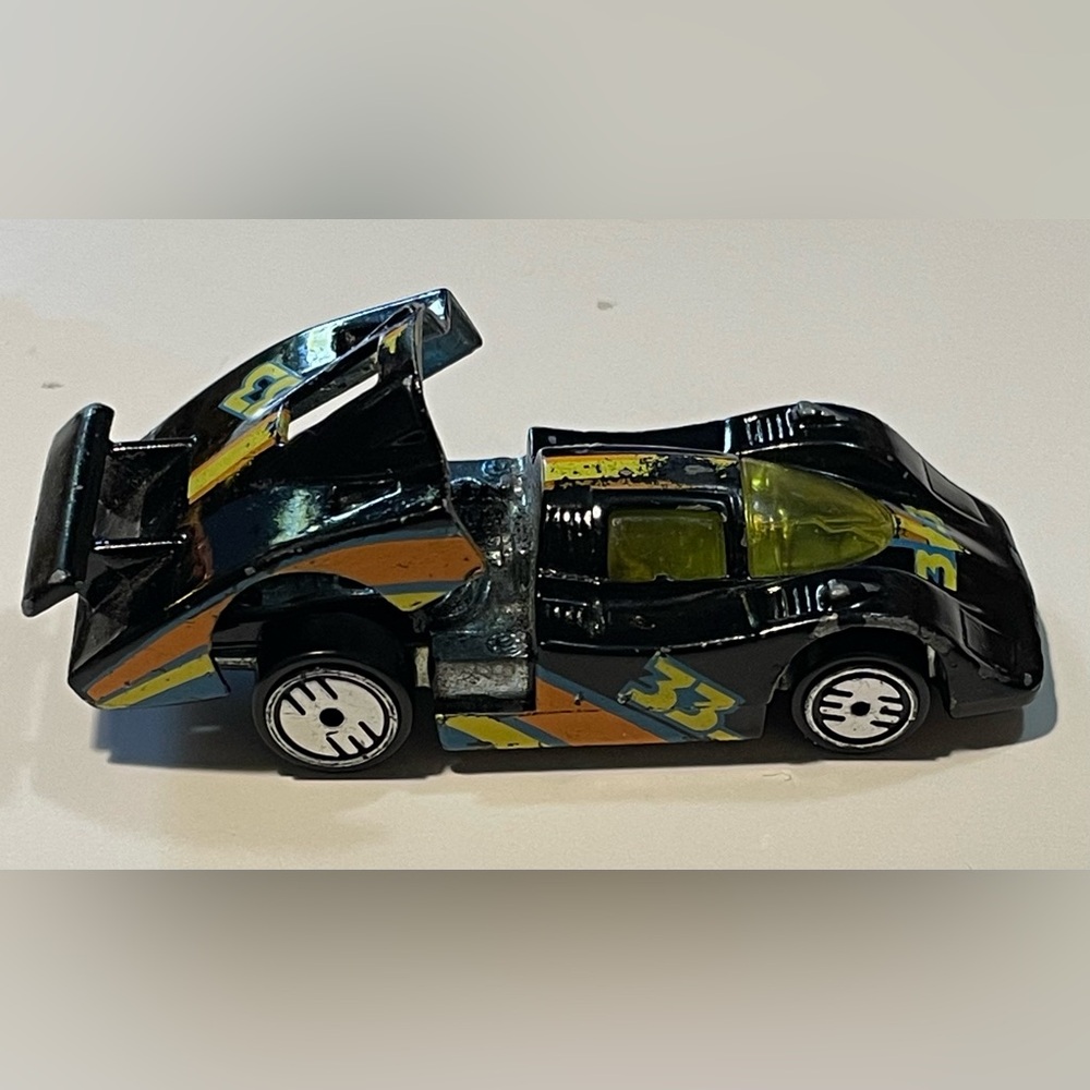 Hot Wheels 2 Solaire cx4 #33 Mattel INC 1983 Vintage hot wheels toys cars